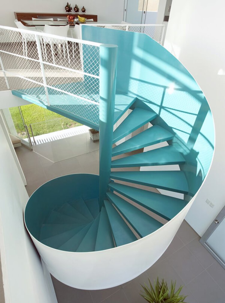 outdoor spiral staircase for deck